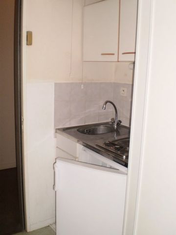 Location Appartement 1 pièce 15m² - Photo 5