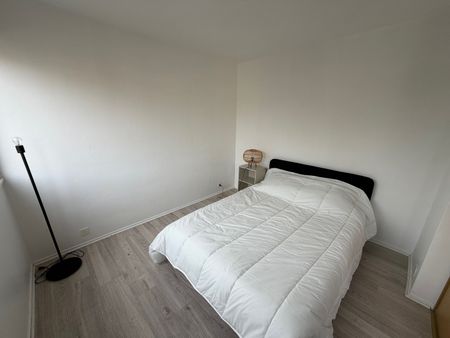 Location Appartement 2 pièces 43m² LENS 62300 - Photo 4
