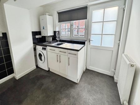 1 bedroom terraced house to rent - Photo 5