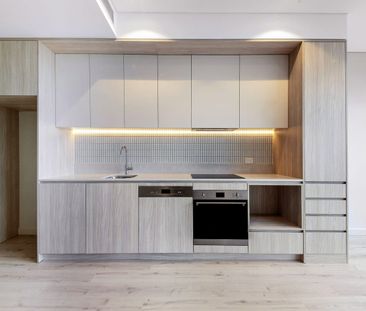 ESSENTIAL WORKER AFFORDABLE HOUSING - 20% UNDER MARKET RENT - Photo 3