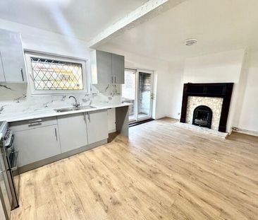 Cover Drive - Photo 3