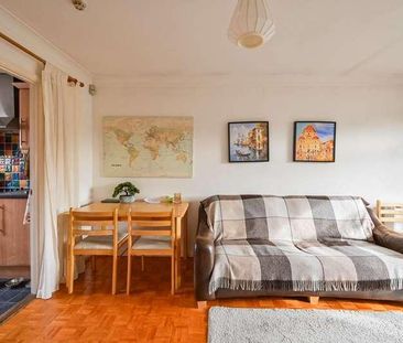 Kennet Street, Wapping, E1W - Photo 3