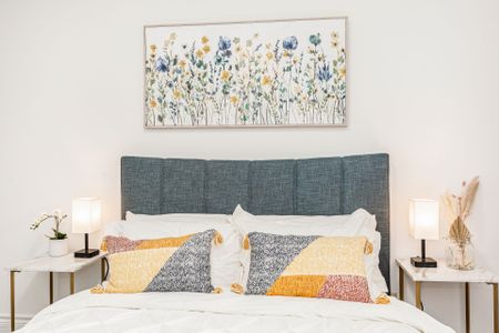 For Lease - 411 Maplehurst Avenue, Oakville, Ontario - Photo 4