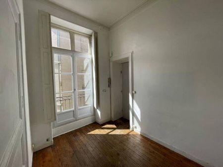 Appartement 3 pièces - - Photo 2