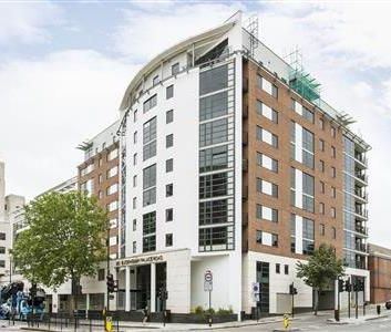 Buckingham Palace Road, SW1W - Photo 1