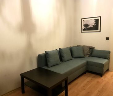 Kawalerka na Starych Bielanach 2000 zł 21 m² - Photo 1