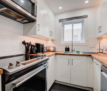 Superbe condo 4 1/2 au centre-ville - Photo 2