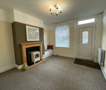 3 bedroom End Terraced House to let - Photo 1