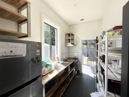 It's Easy, Living Here! - Photo 4