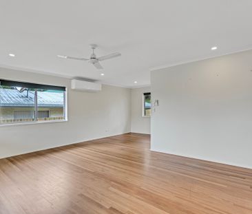 Comfortable 3 Bedroom Home in a Peaceful Location - Photo 1