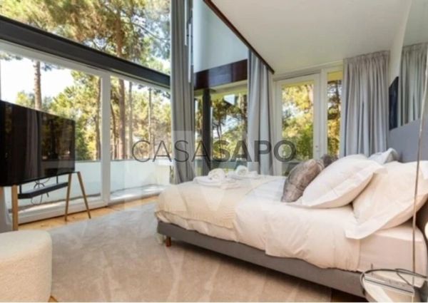 Moradia T4 para alugar em Almada