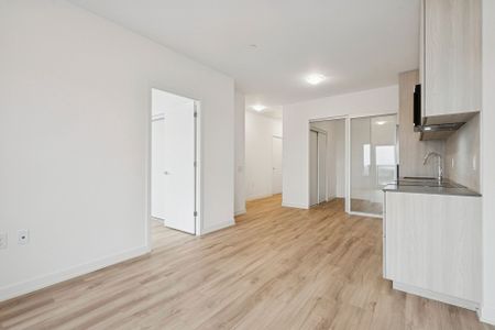 For Lease - 7439 Kingston Road Unit# 806, Toronto, Ontario - Photo 2