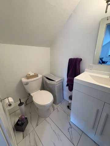 For Lease - 2177 Lakeshore Road Unit# Upper, Burlington, Ontario - Photo 5