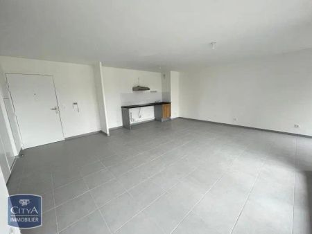 Appartement à louer 3 pièces 68.4m² - Photo 2