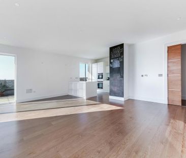 3 bedroom penthouse to rent - Photo 3