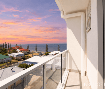 Brand New Luxury Waterfront Living - Photo 3