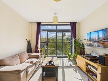 2 bedroom apartment to rent - Photo 3