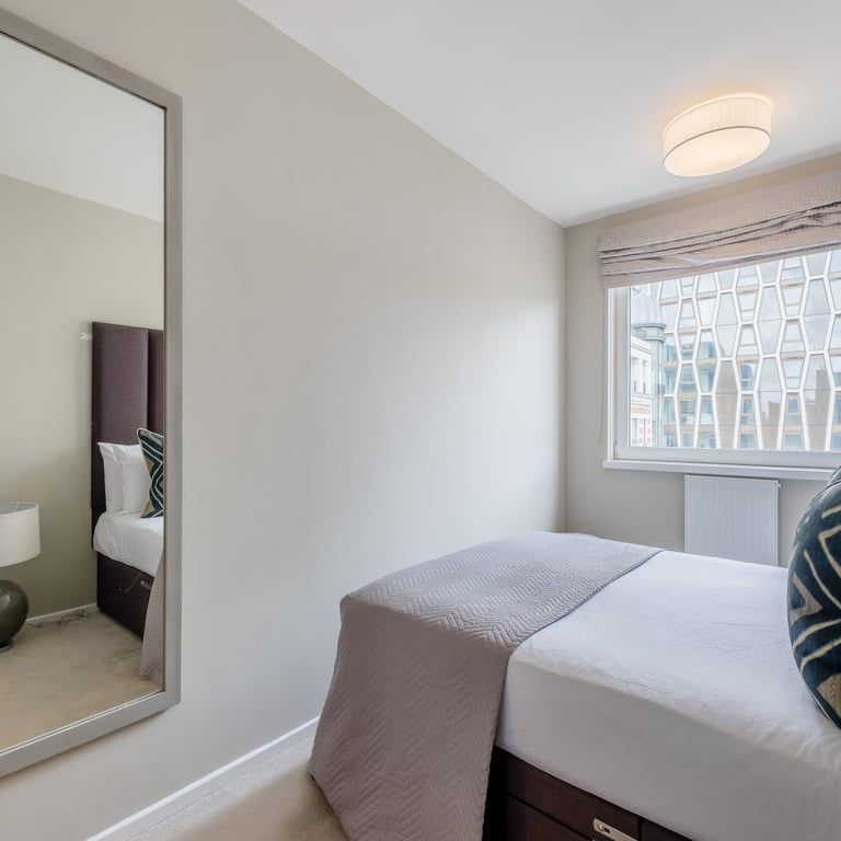 TWO BEDROOM, TO LET, ABBEY ORCHARD STREET SW1 - Photo 1