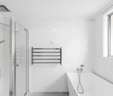 Sunshine West - Photo 4