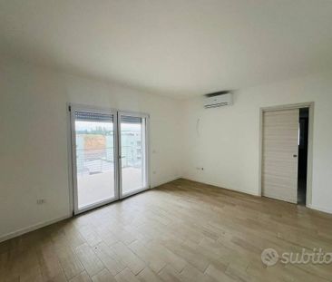 Appartamento di 63 m² con 2 locali a Pomezia - Photo 6