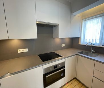 Appartement met twee slaapkamers op wandelafstand van de grote mark... - Photo 3