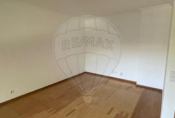 Apartamento T4 em Lisboa