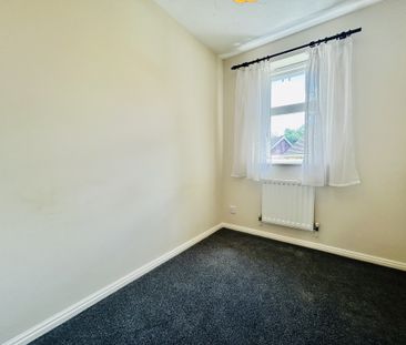 Mallens Croft, Uttoxeter, Bramshall - Photo 2