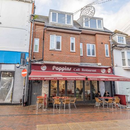 High Street, Ashford, TN24 8SD, Kent - Photo 4