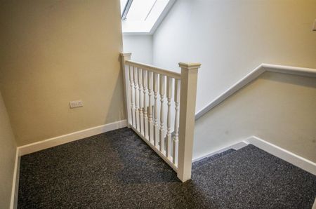 Long Street, Dursley - Photo 2