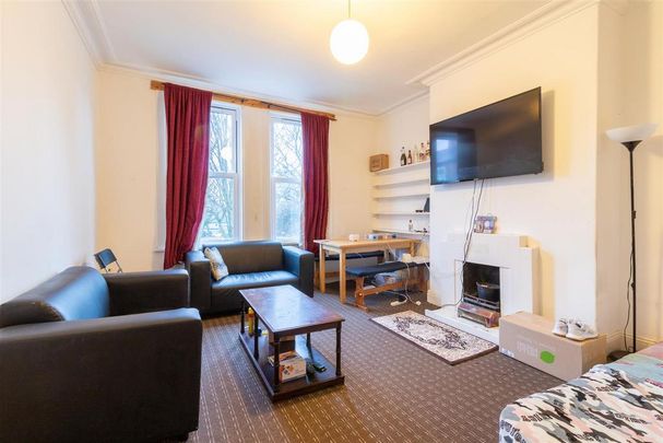 4 bedroom house to rent - Photo 1