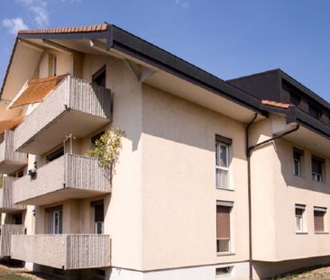 Dans un petit immeuble à Gland, à louer, appartement de 2,5 pièces ... - Photo 2