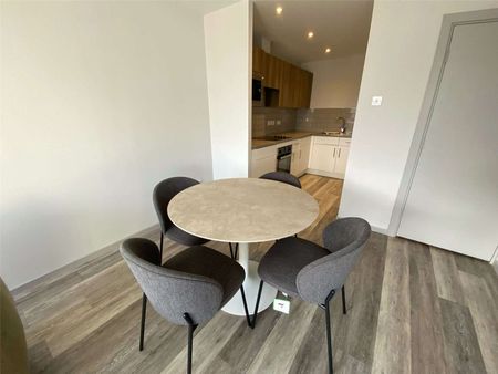 Stunning Fully Furnished One Double Bedroom Apartment at the Uncle Development, located in a prime M1 location. - Photo 5