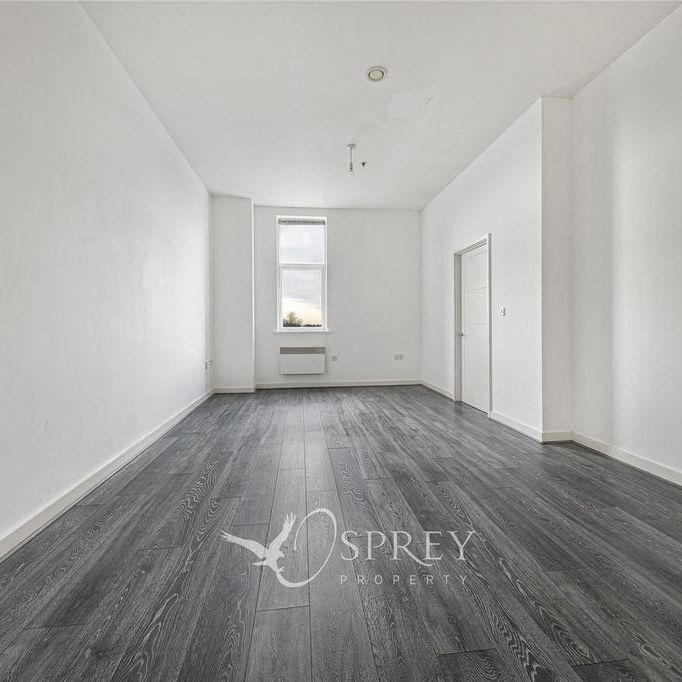 Flat to rent - Photo 1