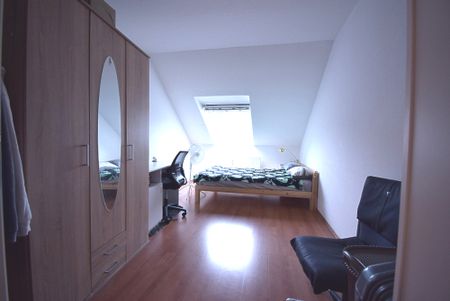 Besondere, großzügige Wohnung in prima Innenstadtlage - Photo 5