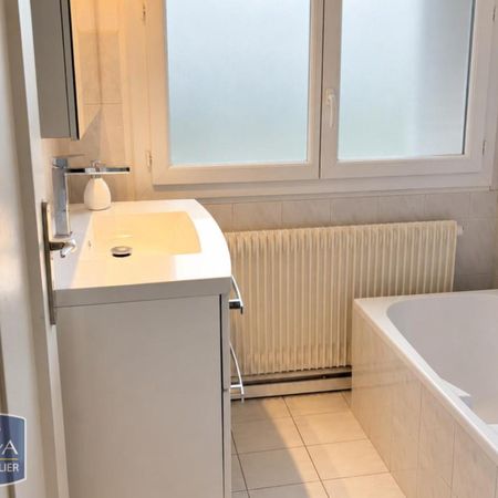 Location Appartement 3 pièces 56m² AMBILLY 74100 - Photo 4