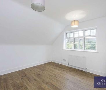 High View, Pinner, HA5 - Photo 2