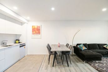 Carrer de la Mar Egea, Badalona, Catalonia 08918