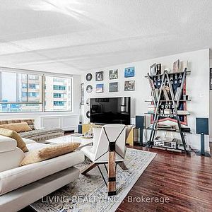 1+1 Bedroom, 1 Bathroom - Harbour Point Residences - Photo 2