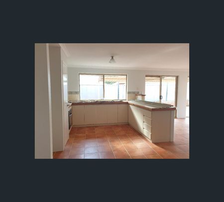 97 St Barnabas Blvd, Quinns Rocks, WA 6030 - Photo 4