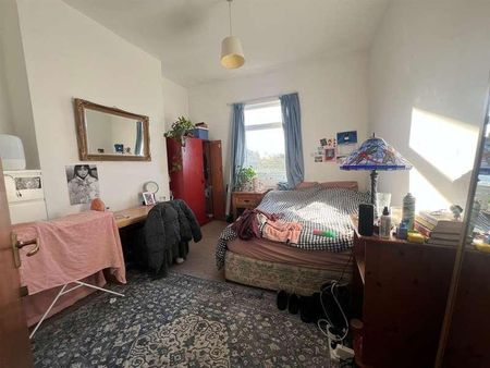 First Floor Flat, Sommerville Road, Bristol, BS7 - Photo 5