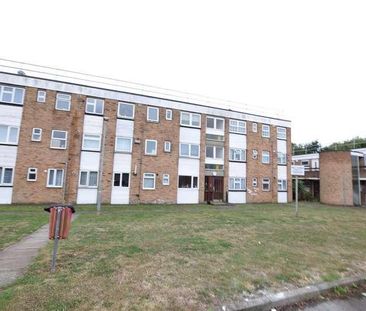 Crownmead Way, Romford, RM7 - Photo 2