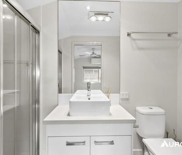 Townhome Nestled in a Quiet Street in the Heart of Kangaroo Point - Photo 6