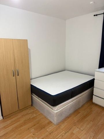 1 Bed Flat, High Road, N15 - Photo 4