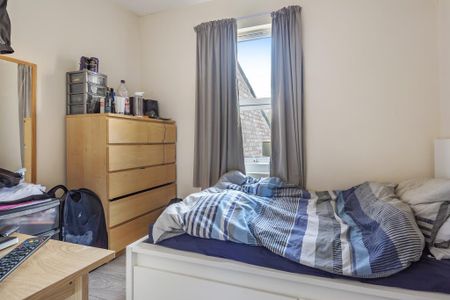 6 bedroom semi-detached house to rent - Photo 5