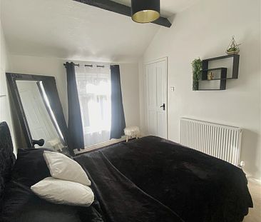 To Let 2 Bed House Heol Llewelyn, Coedpoeth Per Calendar Month £825 pcm - Photo 4