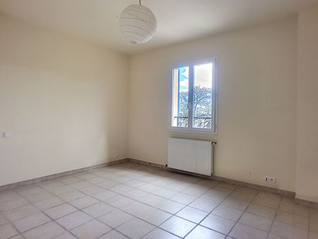 MAISON RECENTE VILLENEUVE LES AVIGNON - 5 pièce(s) - 150 m2, - Photo 5