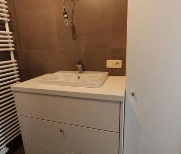 Appartement op eerste verdieping met 2 slaapkamers en terras te Koe... - Foto 6