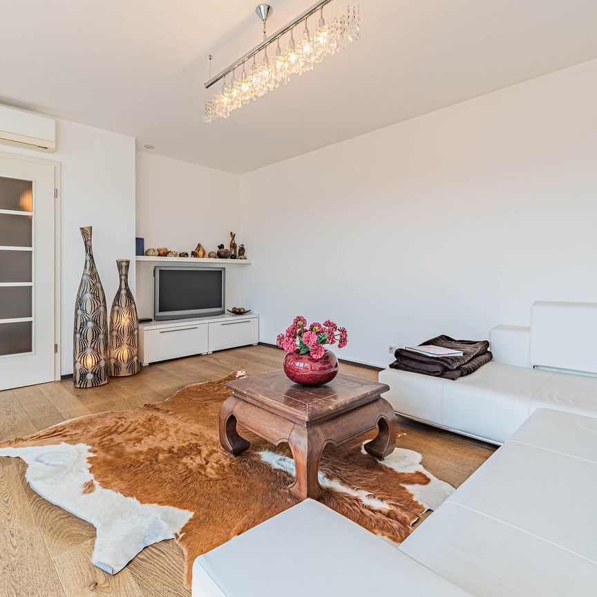 City-Residence: Hochwertig möblierte Wohnung mit Balkon nahe Holzhausenpark - Photo 1