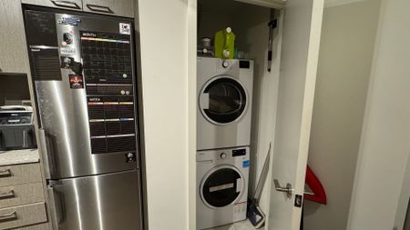 For Lease - 1808 St Clair Avenue Unit# 402, Toronto, Ontario - Photo 5