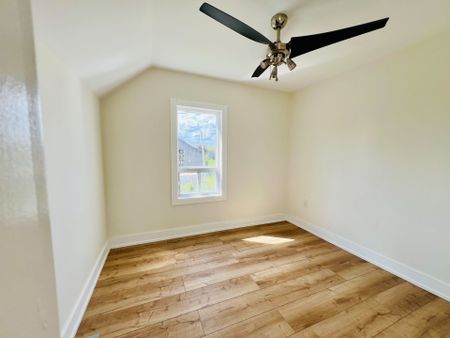 For Lease - 3526 Line 13 Line, Bradford West Gwillimbury, Ontario - Photo 4